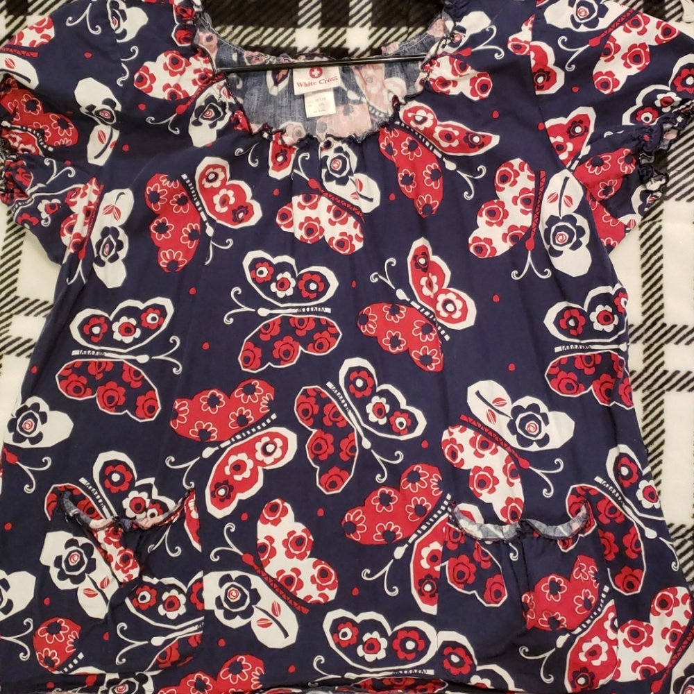 Scrub top